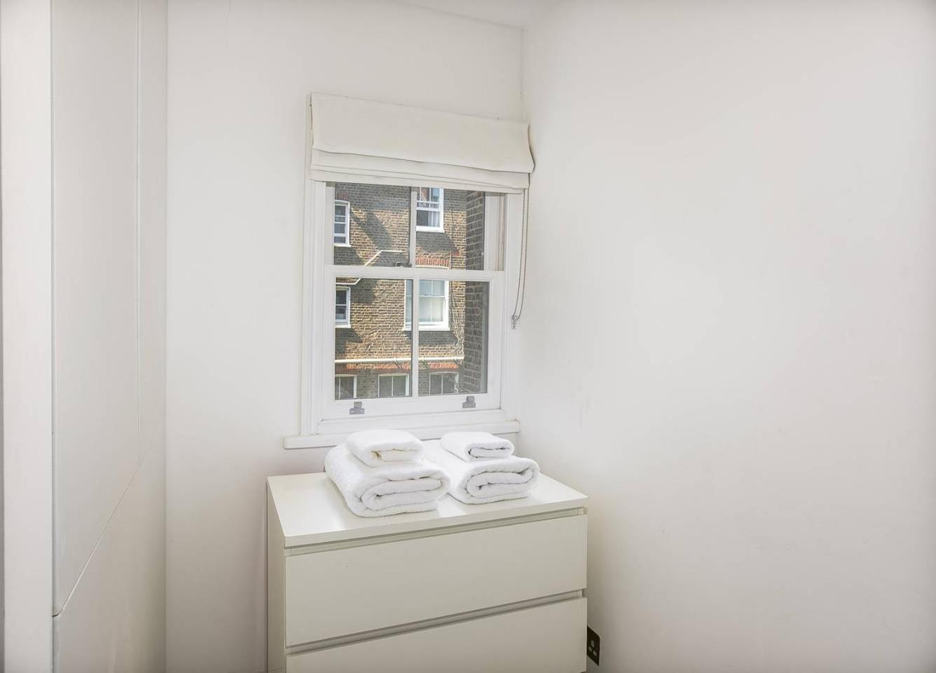 Guestready - West Kensington Home W/Balcony London Kültér fotó